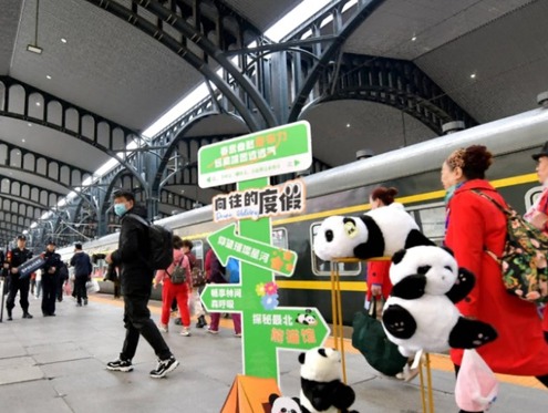 亚布力首发五一专列：开启后亚冬时代旅游狂欢盛宴
