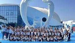 雙節同慶！“白鯨秀”玩出中國風，極地公園打造多元假日新體驗