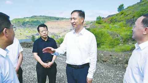 卢东亮在山西吕梁调研