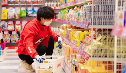 万辰“穷养”休闲零食品牌 