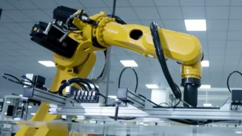 为切入某北美头部PC品牌商供应链，英力股份拟以约6650万元收购佛山智强