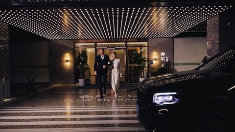 以实景敬未来：解码银丰玖玺城的塔尖生活